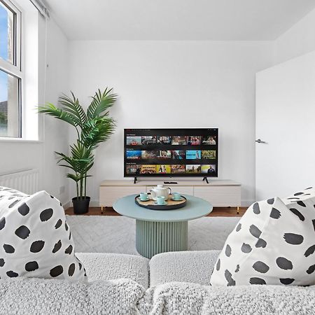 Modern 2Br Near Tower Bridge Apartment London Luaran gambar